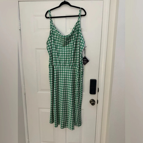 AVA & VIV Satin Graphic Spaghetti Strap Cowl Neck Rolled Hem Elastic Waist NWT - Picture 5 of 7